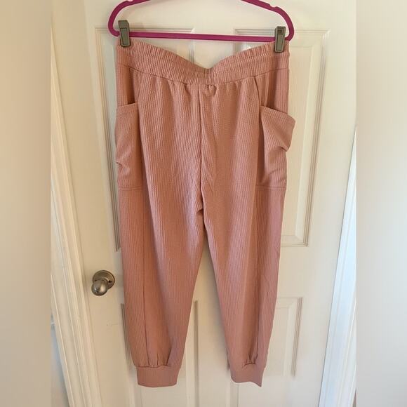 NWT BCBGeneration Womens Pink Textured Oversized Jogger Lounge Pants Sz Medium - Picture 4 of 7